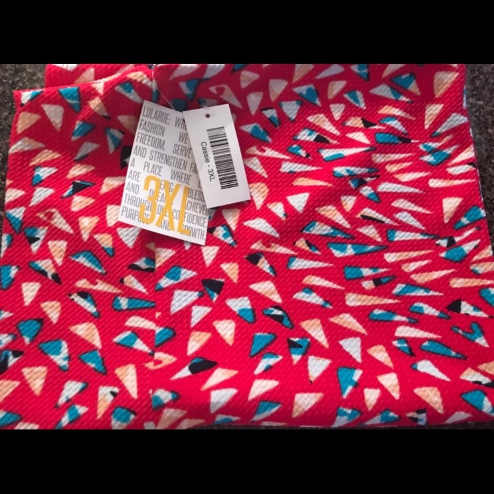 NWT Lularoe Cassie 3XL